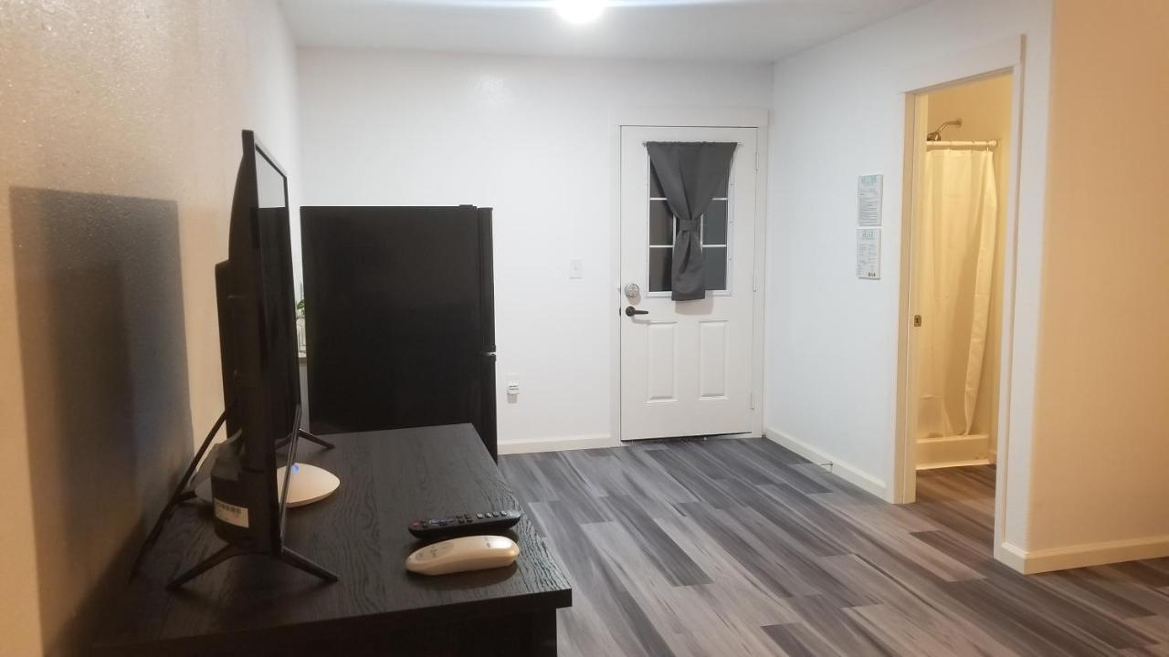 #1 New! Couples Getaway Self Checkin Studio Apt Keaau Luaran gambar